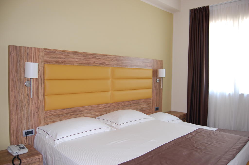 Giga Hotel Villa Santa Lucia Номер фото